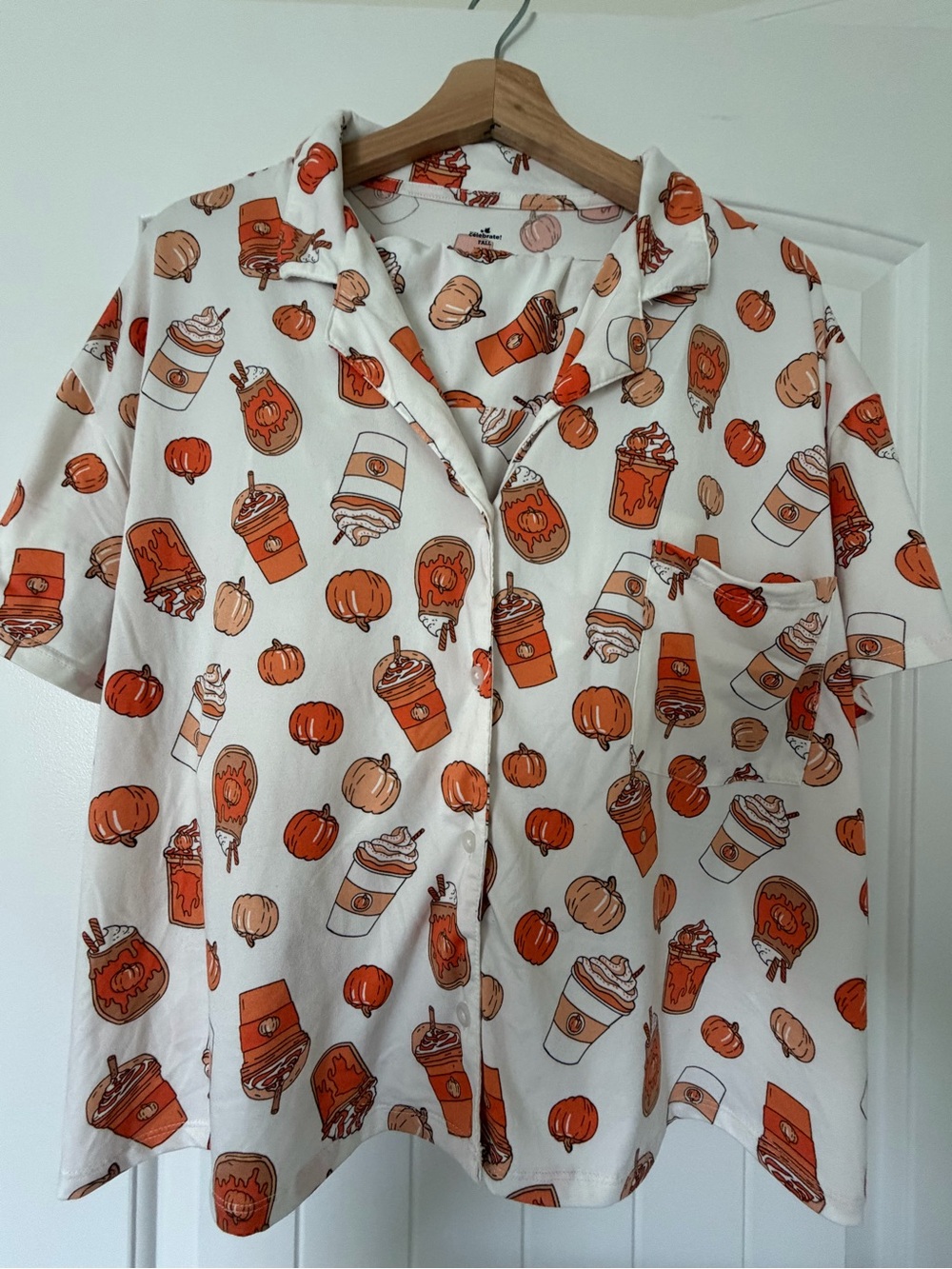Cozy White Pumpkin & Latte Print Short-Sleeve Pajama Top